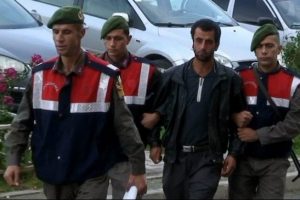 Hırsızı ''elma'' yakalattı