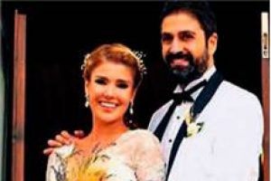 G&uuml;lben hamile bebek kız