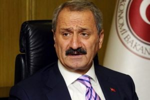 Meclis'te 'saat' kavgası