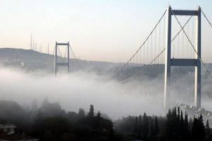 İstanbul Boğazı sise teslim