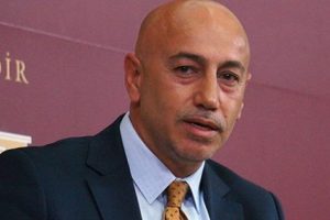 Fezlekelerin kozmik odasında 3 esrarengiz m&uuml;fettiş...
