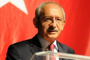 Yeni başdanışmanını se&ccedil;ti