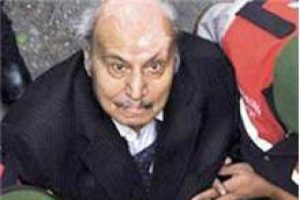 H&uuml;seyin &Uuml;zmez son yolculuğuna uğurlandı