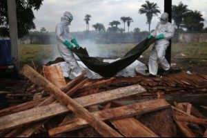 AB, Ebola i&ccedil;in olağan&uuml;st&uuml; toplanıyor