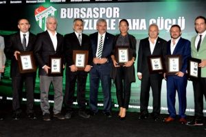 Bursaspor'dan sponsor firmalara teşekk&uuml;r gecesi