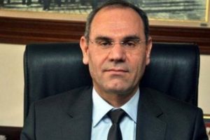 'Ateist ve kom&uuml;nistlerin defterini d&uuml;r&uuml;n'