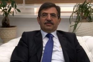 Bakan G&uuml;ll&uuml;ce'den belediyelere uyarı