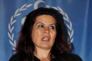&Ouml;zenti ve arkadaş etkisi bağımlı yapıyor