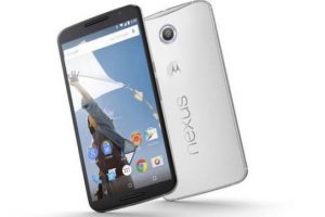 Google, Nexus 6 ile iPhone 6'yı vuracak