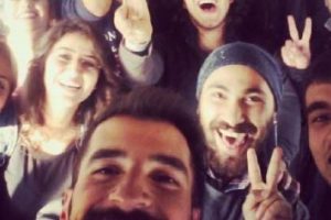 Bindikleri otob&uuml;s okul yerine karakola g&ouml;t&uuml;rd&uuml;