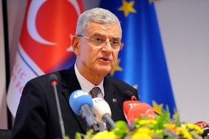 "Ayırt etmeyiz ikisi de ter&ouml;r &ouml;rg&uuml;t&uuml;d&uuml;r"