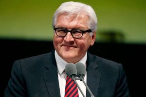 Steinmeier PKK'ya silah yardımına karşı
