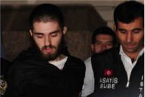 İlk teşebb&uuml;s&uuml;nde yapamamış!