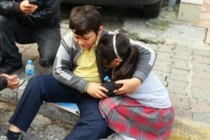 Kardeş işte