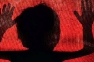 &Ccedil;ocuk doktoruna 'tecav&uuml;z' su&ccedil;laması
