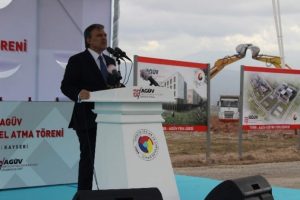 G&uuml;l memleketinde temel attı