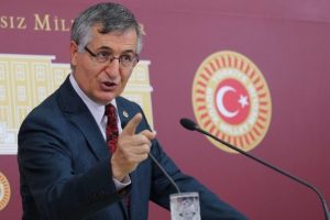 Yeni&ccedil;eri: 'AKP, &Ouml;calan'a m&uuml;zakereci stat&uuml;s&uuml;...'