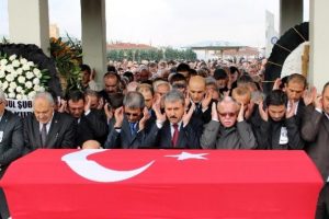 Eski MHP'li vekile veda
