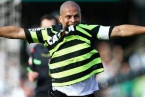 Alex de Souza'dan nokta!