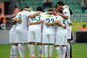 Bursaspor moral arıyor