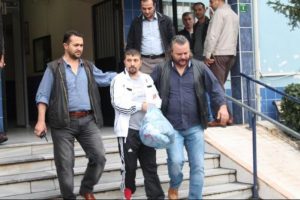 Bursa'da cezaevinden firar etti, evinde esrar ve ...