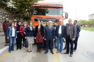 Nil&uuml;fer'den Şengal'e yardım tırı