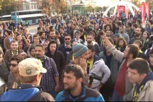 Fenerbah&ccedil;e taraftarından "passolig" eylemi