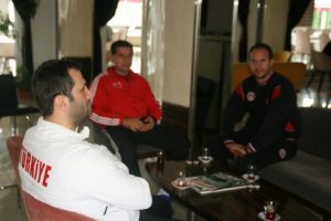 Topuk Yaylası'nda derbi gerginliği