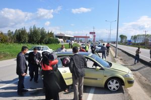 Bursa'da d&uuml;ğ&uuml;n konvoyunda kaza!