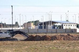 3 metre derinliğinde hendek kazılıyor
