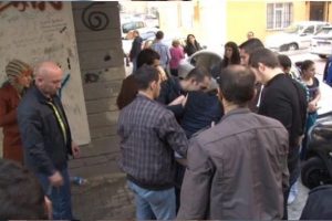 İlkokul &ouml;n&uuml;nde "bonzai" krizi