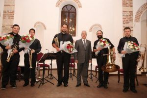 Klasik m&uuml;zik G&ouml;lyazı'da hayat buldu