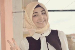 Otomobilin &ccedil;arpıp ka&ccedil;tığı 17 yaşındaki S&uuml;meyye hayatını kaybetti