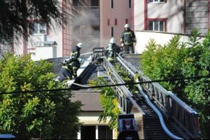 Anaokulu &ouml;ğrencileri &ouml;l&uuml;mden d&ouml;nd&uuml;