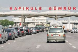 G&uuml;mr&uuml;k kapılarında sistem arızası