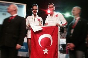 Milliler dansta Avrupa &uuml;&ccedil;&uuml;nc&uuml;s&uuml;