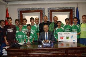 İşte Bursa'nın gururu k&uuml;&ccedil;&uuml;k kramponlar