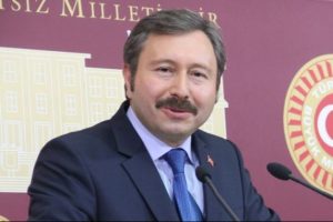Parti kuruyor!
