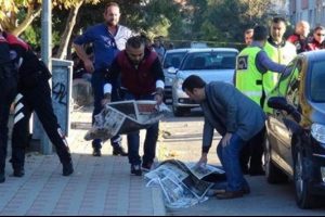 Platonik aşık kendini &ouml;ld&uuml;rd&uuml;