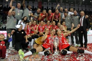 Finalde Fenerbah&ccedil;e'yi yendiler