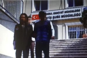 Cep telefonu hırsızları yakalandı