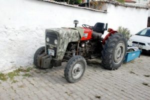 Bor&ccedil; intiharı