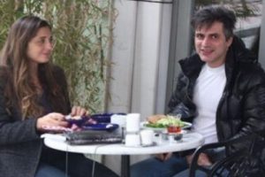 Teoman eşiyle barıştı...