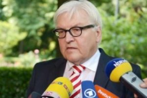 Alman Bakan K&uuml;rtlere silah g&ouml;ndereceklerini duyurdu