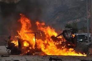 Tıbbi malzeme y&uuml;kl&uuml; kamyon patladı