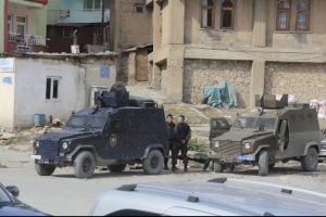 Hakkari'de &uuml;st d&uuml;zey g&uuml;venlik &ouml;nlemleri