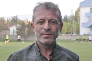 "Şampiyonluk i&ccedil;in Sarıyer'i yenmeliyiz"
