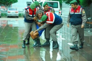 Cezaevi firarisinin baktığı İngiliz &ouml;l&uuml; bulundu