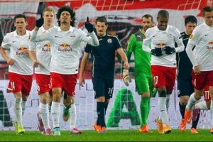 Salzburg'da Alan Douglas şov!