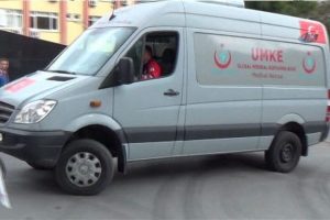 Konsolosluk &ccedil;alışanları hastaneye kaldırıldı